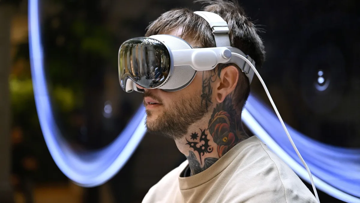 Apple Vision Pro (2026 Edition) Photo