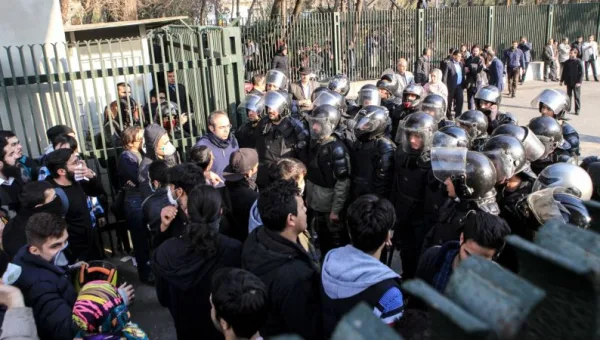 Anti-Government Protests Erupt at Tehran Universities